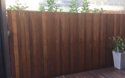 Save money with low maintenance fencing